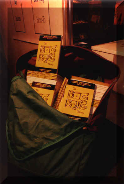 Bong.jpg (62869 bytes)